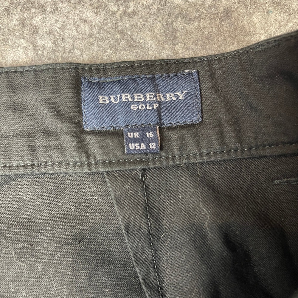 Burberry Golf Womens Black Knee Length Bermuda Shorts Logo Size USA 12 UK 16 - Picture 11 of 13